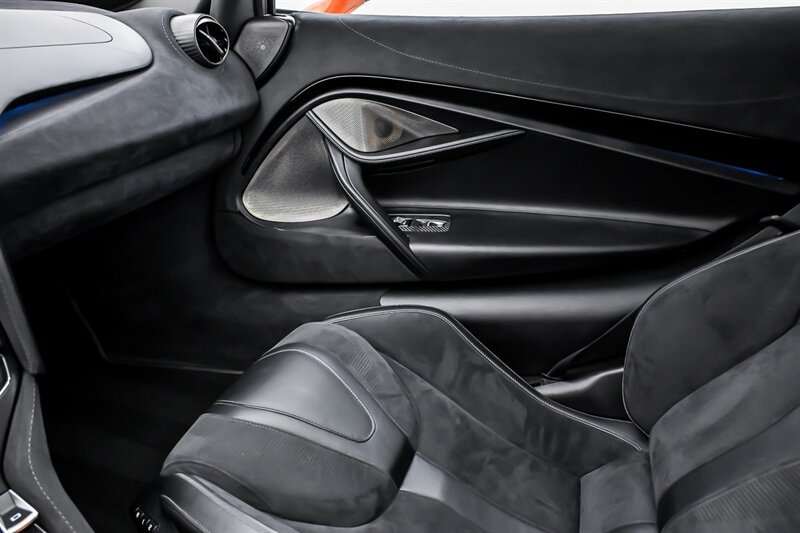 Used 2018 McLaren 720S Performance photo 37