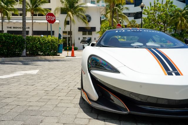 Used 2019 McLaren 600LT photo 6