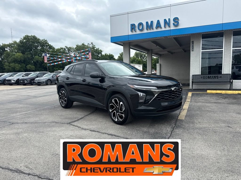 Used 2025 Chevrolet Trax RS