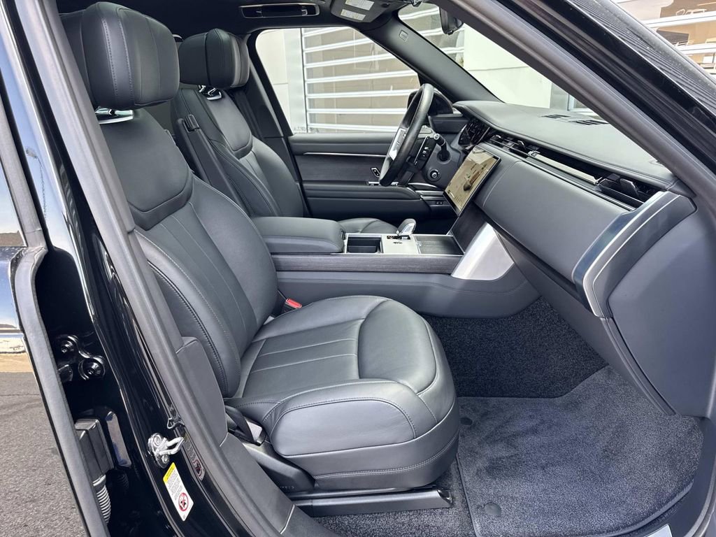 2025 Land Rover Range Rover Autobiography