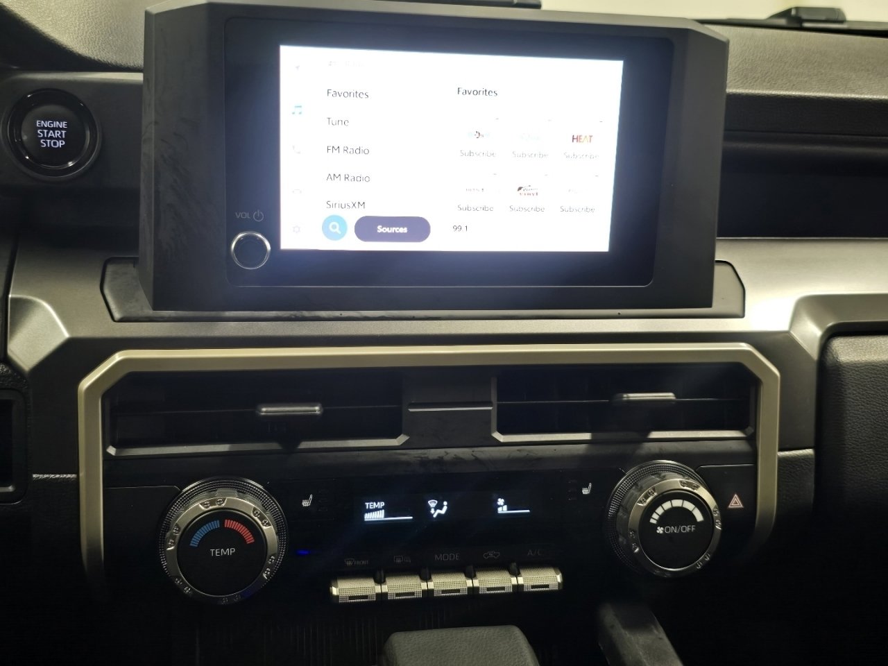 2025 Toyota Tacoma SR5