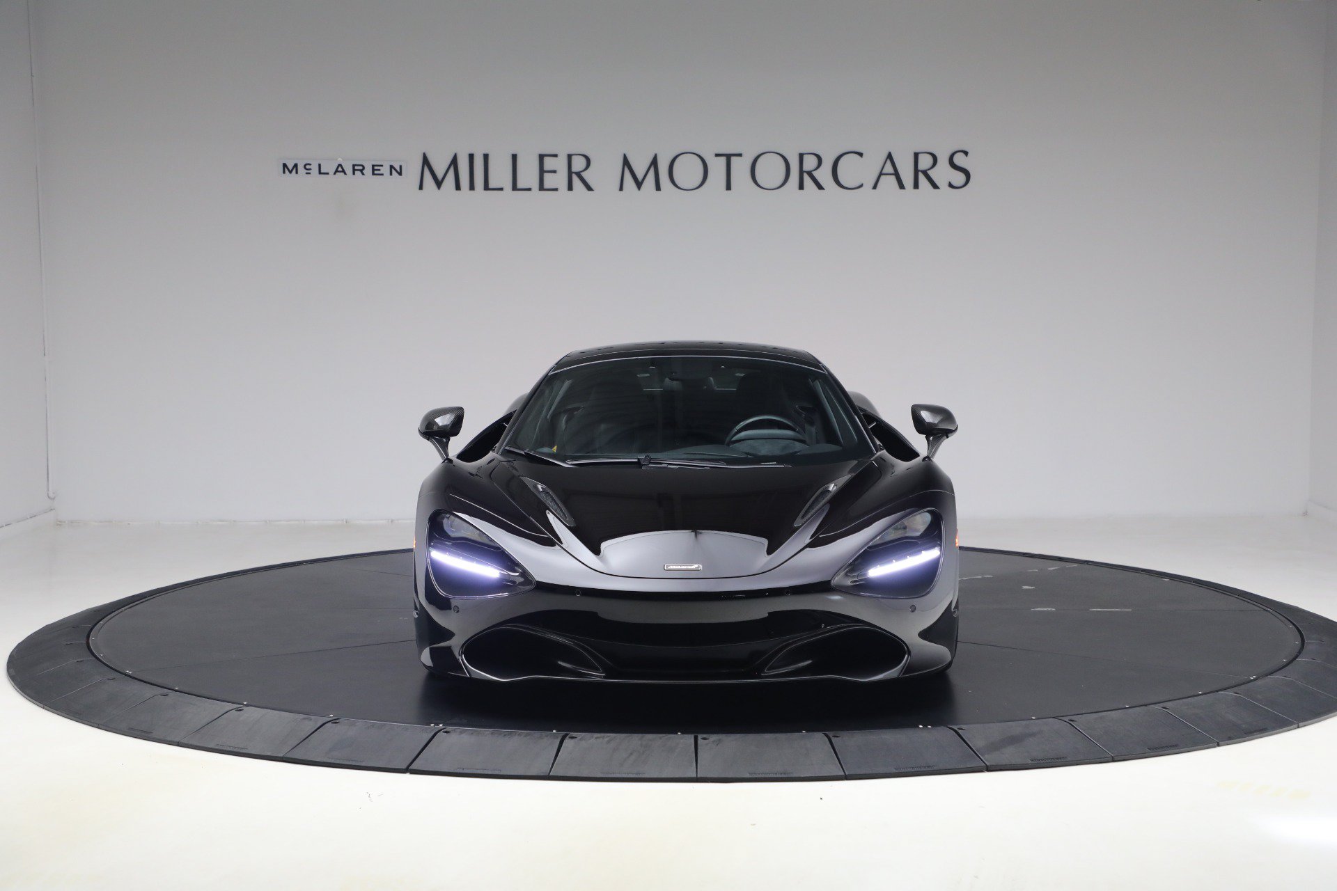 Used 2020 McLaren 720S Performance photo 24