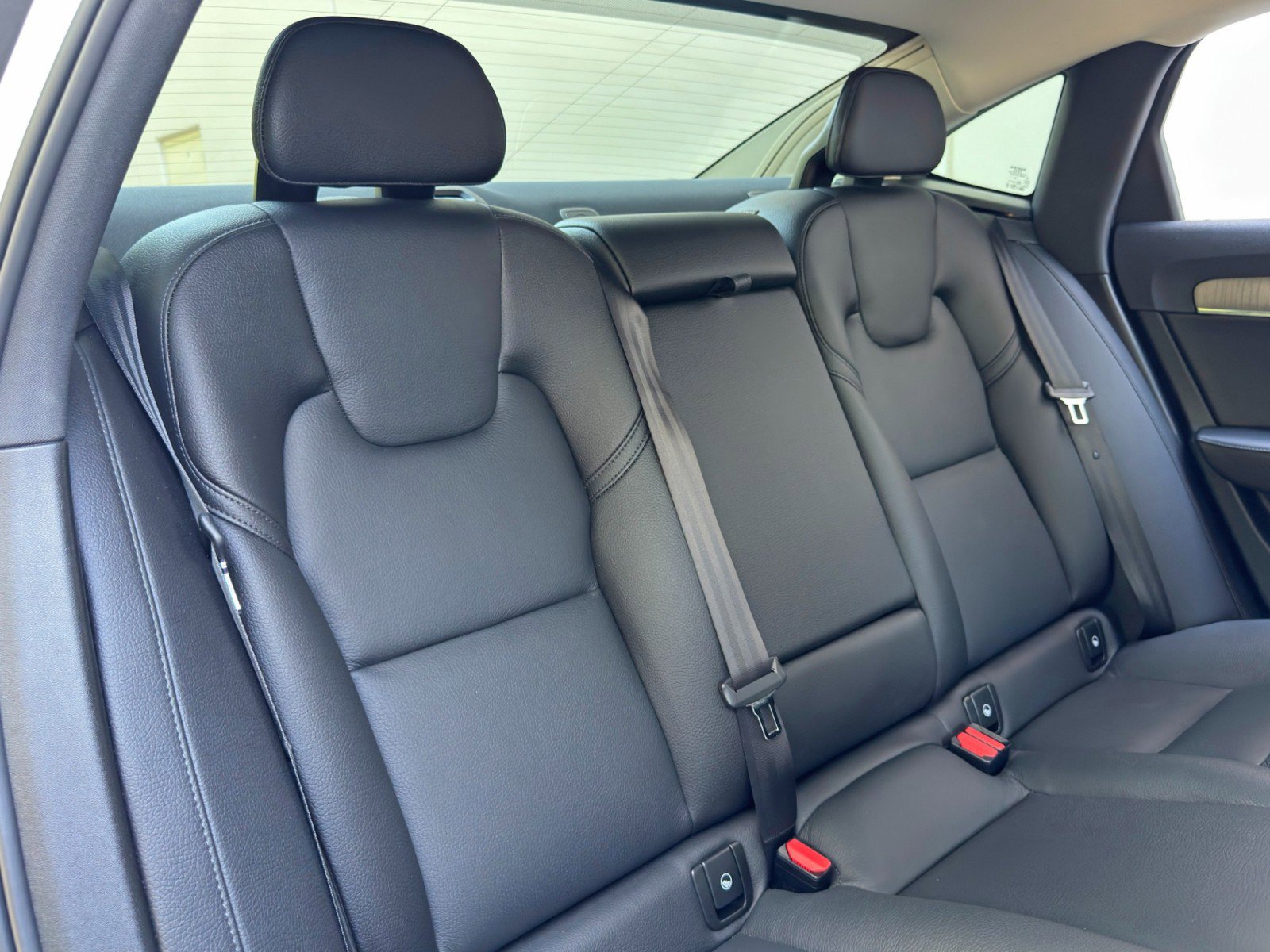 2023 Volvo S90 B6 Plus