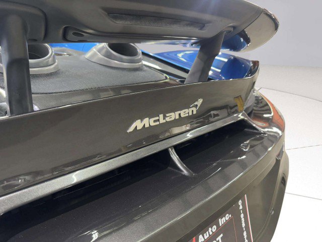 Used 2020 McLaren 600LT Spider photo 40