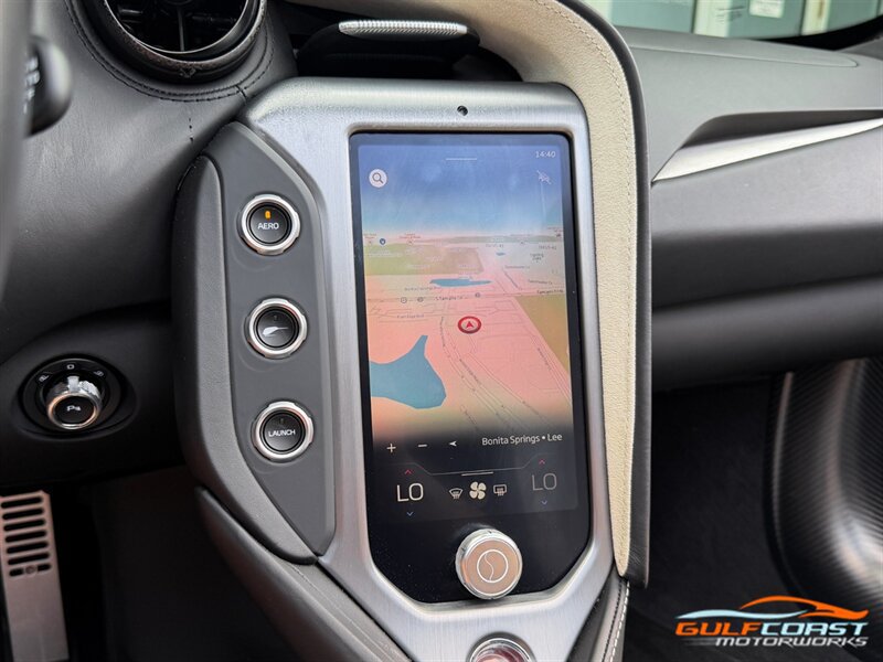 Used 2024 McLaren 750S Spider photo 18