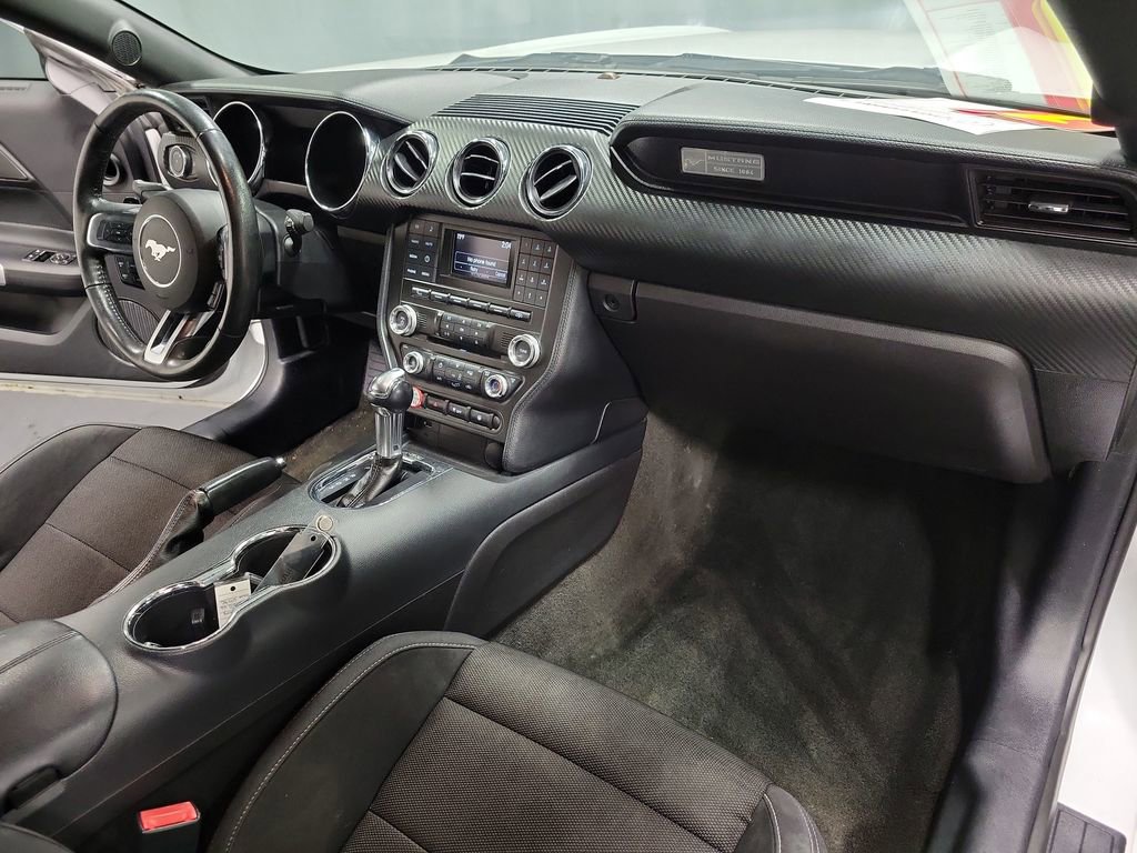 2017 Ford Mustang Coupe