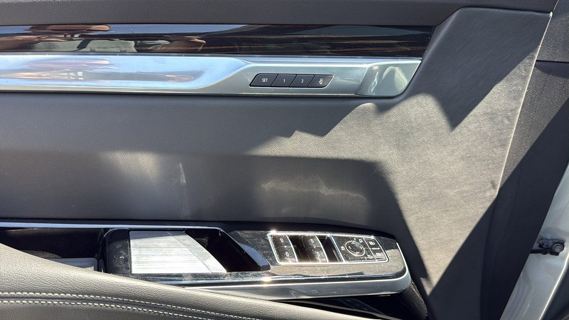 2025 Cadillac Escalade Premium Luxury