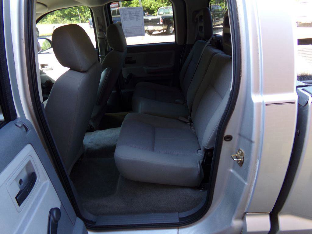 2006 Dodge Dakota ST