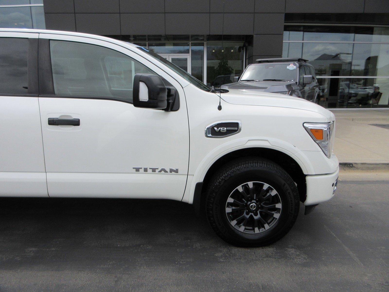 2017 Nissan Titan PRO-4X