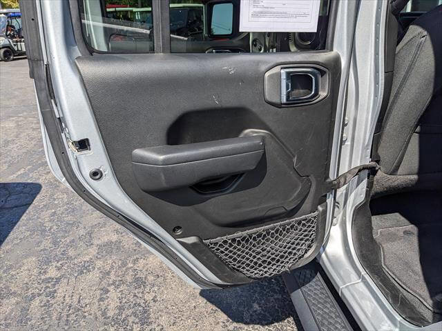 2023 Jeep Gladiator Sport