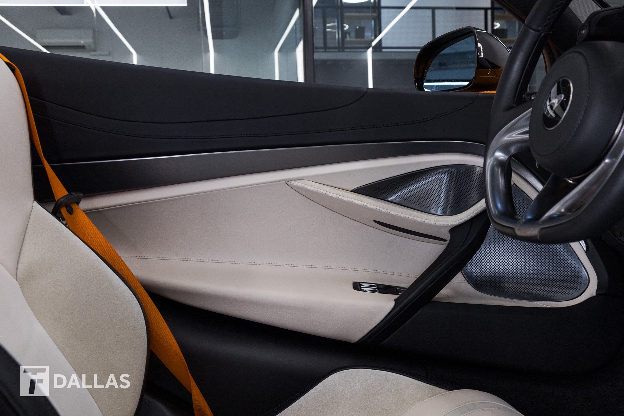Used 2024 McLaren 750S Spider photo 17