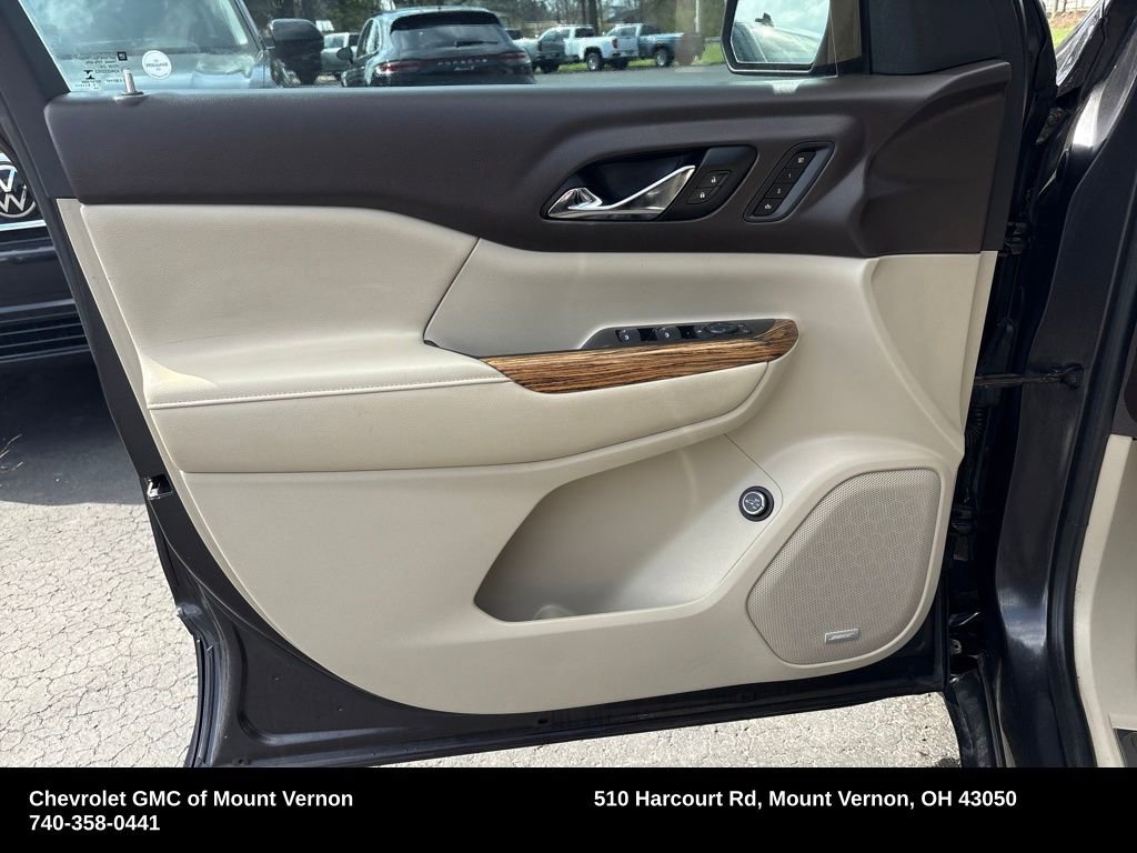 2017 GMC Acadia Denali