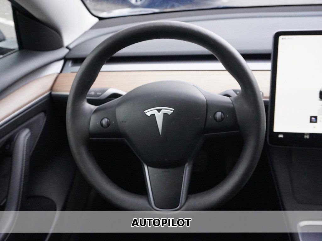 2023 Tesla Model 3 Standard Range