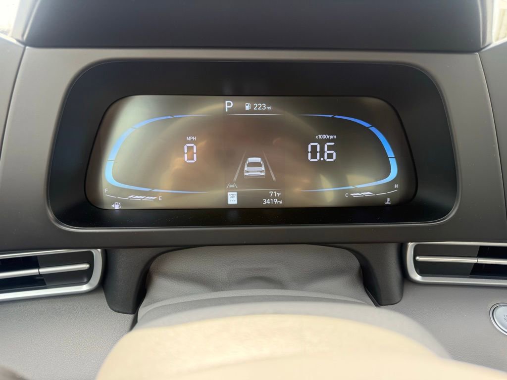 2025 Hyundai Elantra Sport