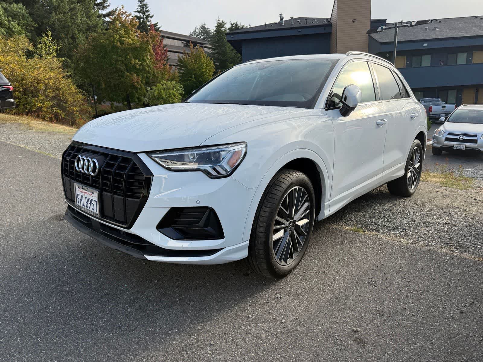 Used 2023 Audi Q3 2.0T Premium w/ Convenience Package