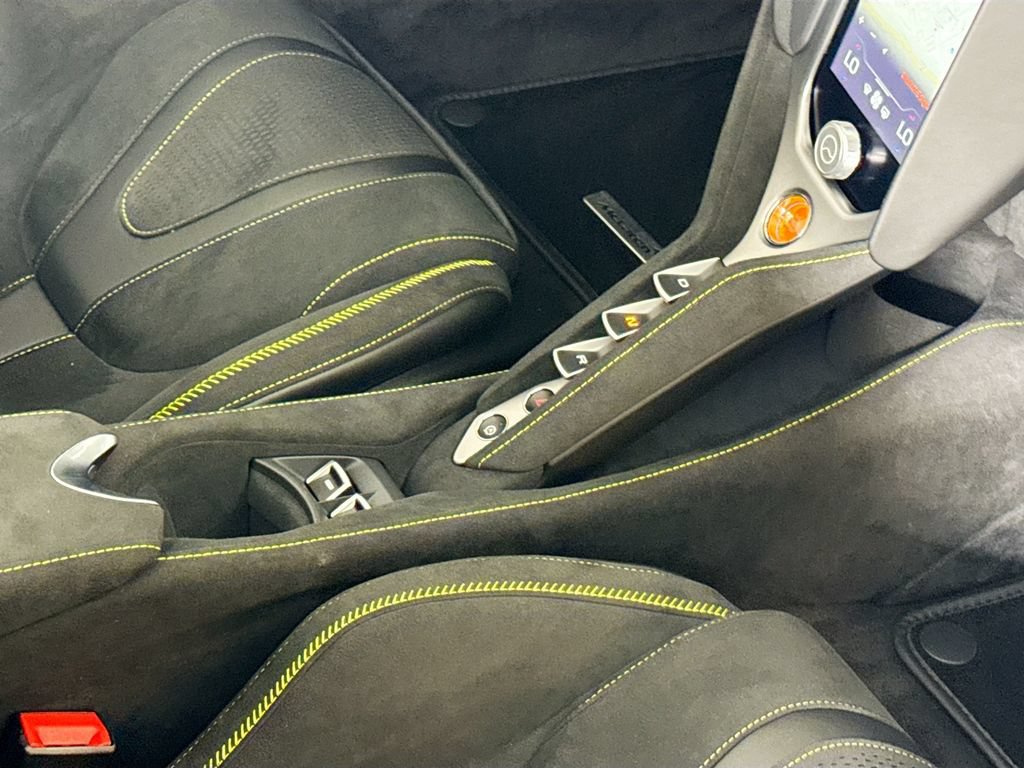 New 2027 McLaren 750S Spider photo 21