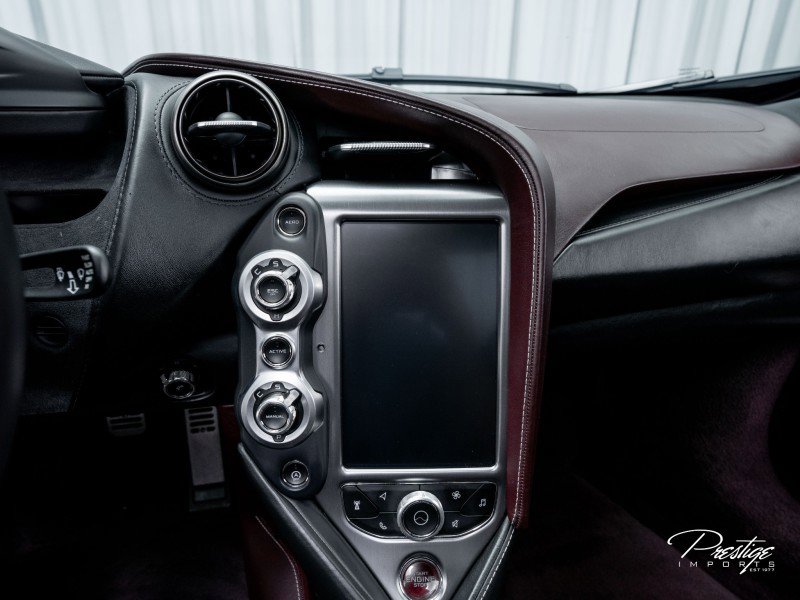 Used 2018 McLaren 720S Luxury photo 34