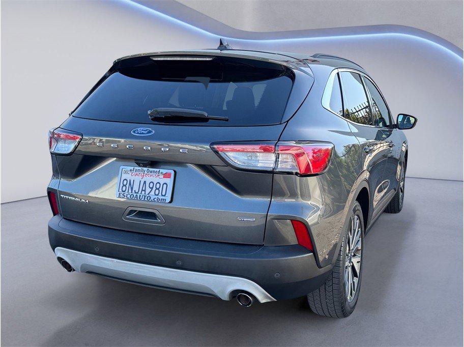 2020 Ford Escape Titanium