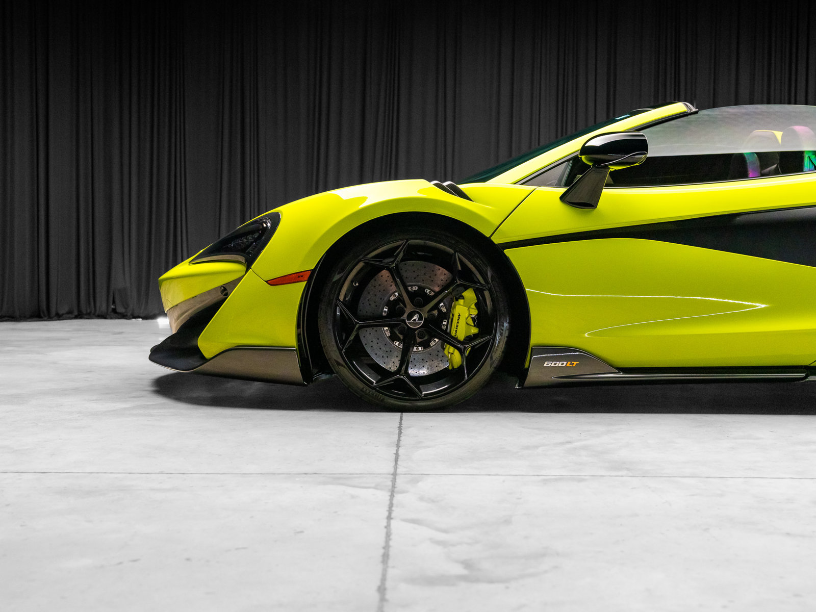 Used 2020 McLaren 600LT Spider photo 37
