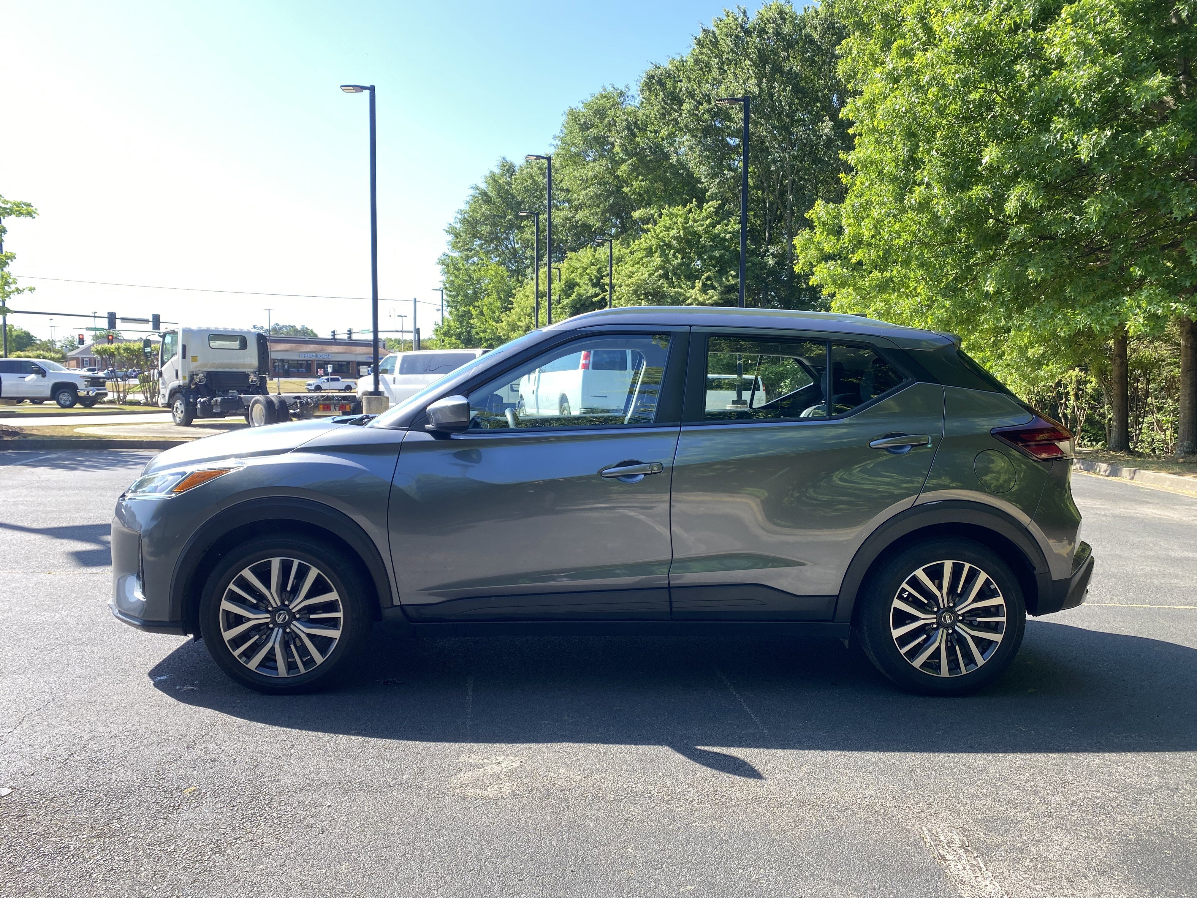2021 Nissan Kicks SV