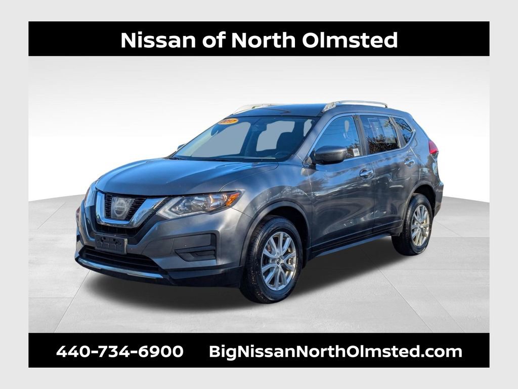 Used 2017 Nissan Rogue SV