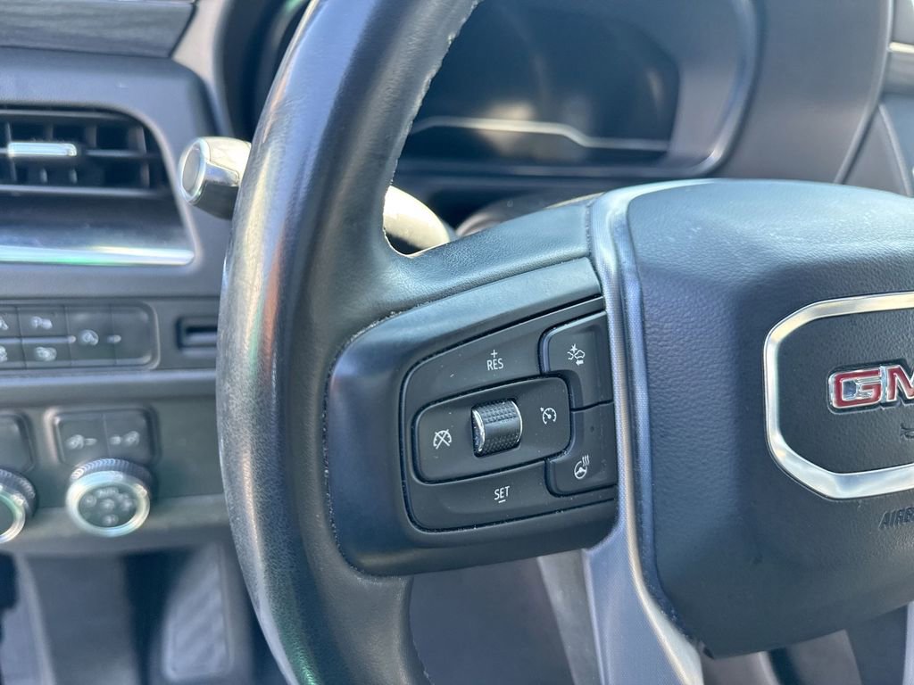 2024 GMC Yukon XL SLT