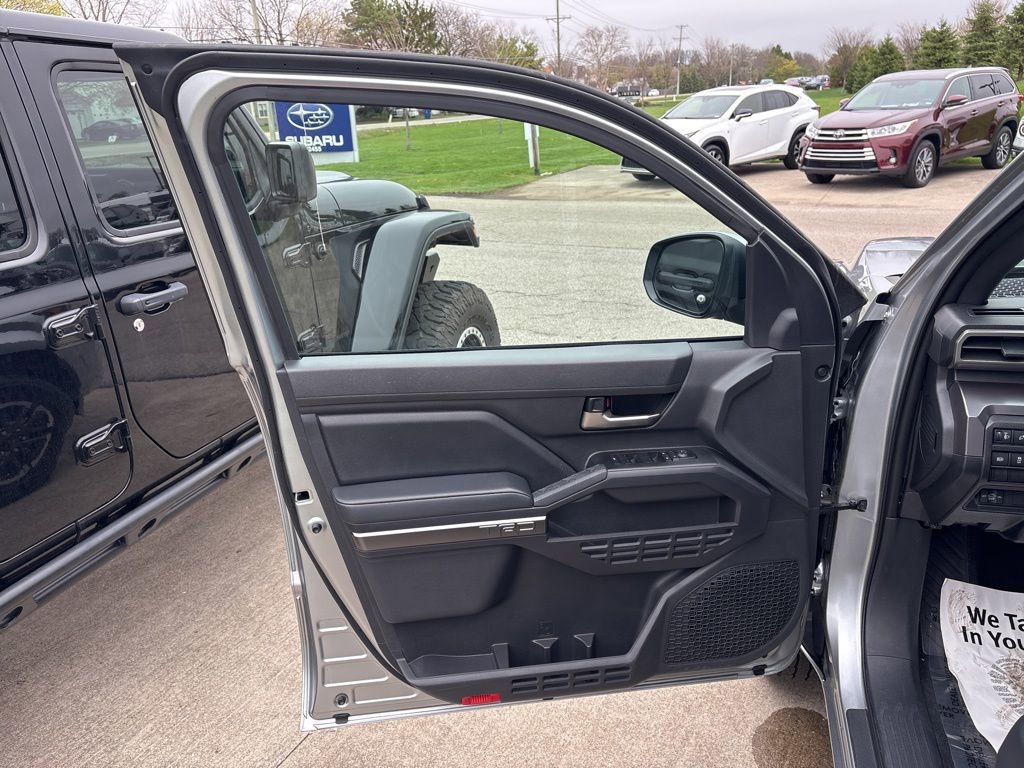 2025 Toyota Tacoma TRD Sport