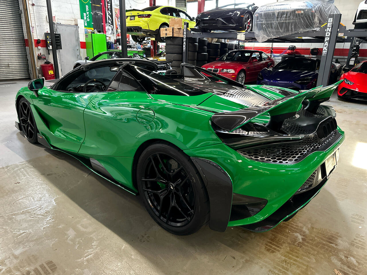 Used 2022 McLaren 765LT photo 9