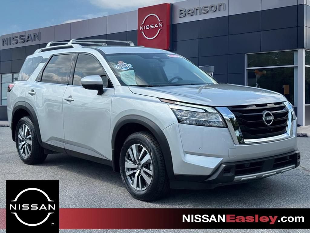 Certified 2024 Nissan Pathfinder SL
