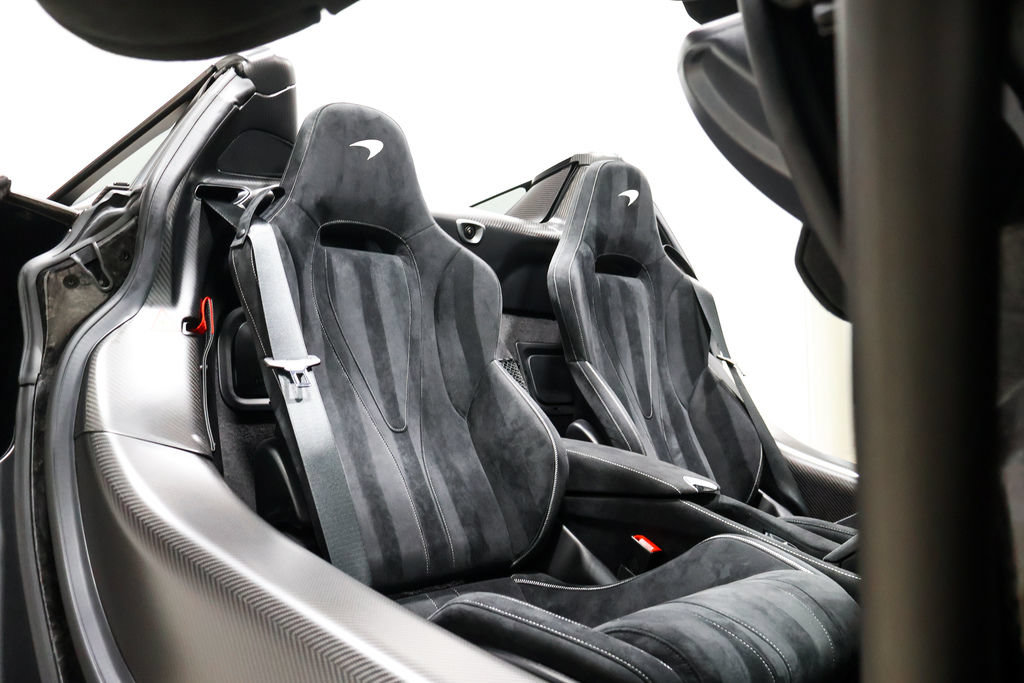 Used 2022 McLaren 765LT photo 67