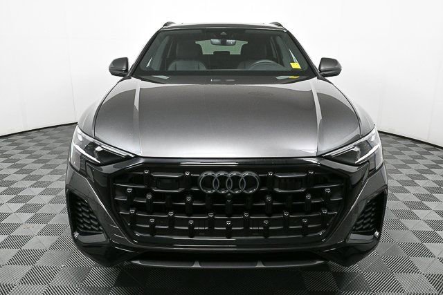 2026 Audi Q8 Premium