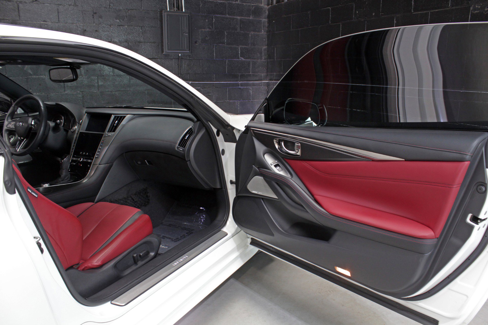 2022 INFINITI Q60 Red Sport 400