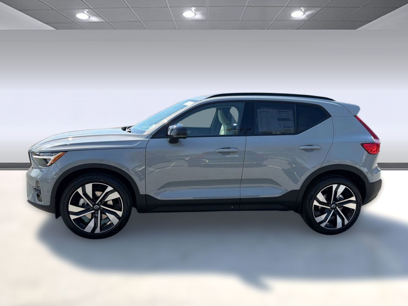 2026 Volvo Xc40 B5 Ultra
