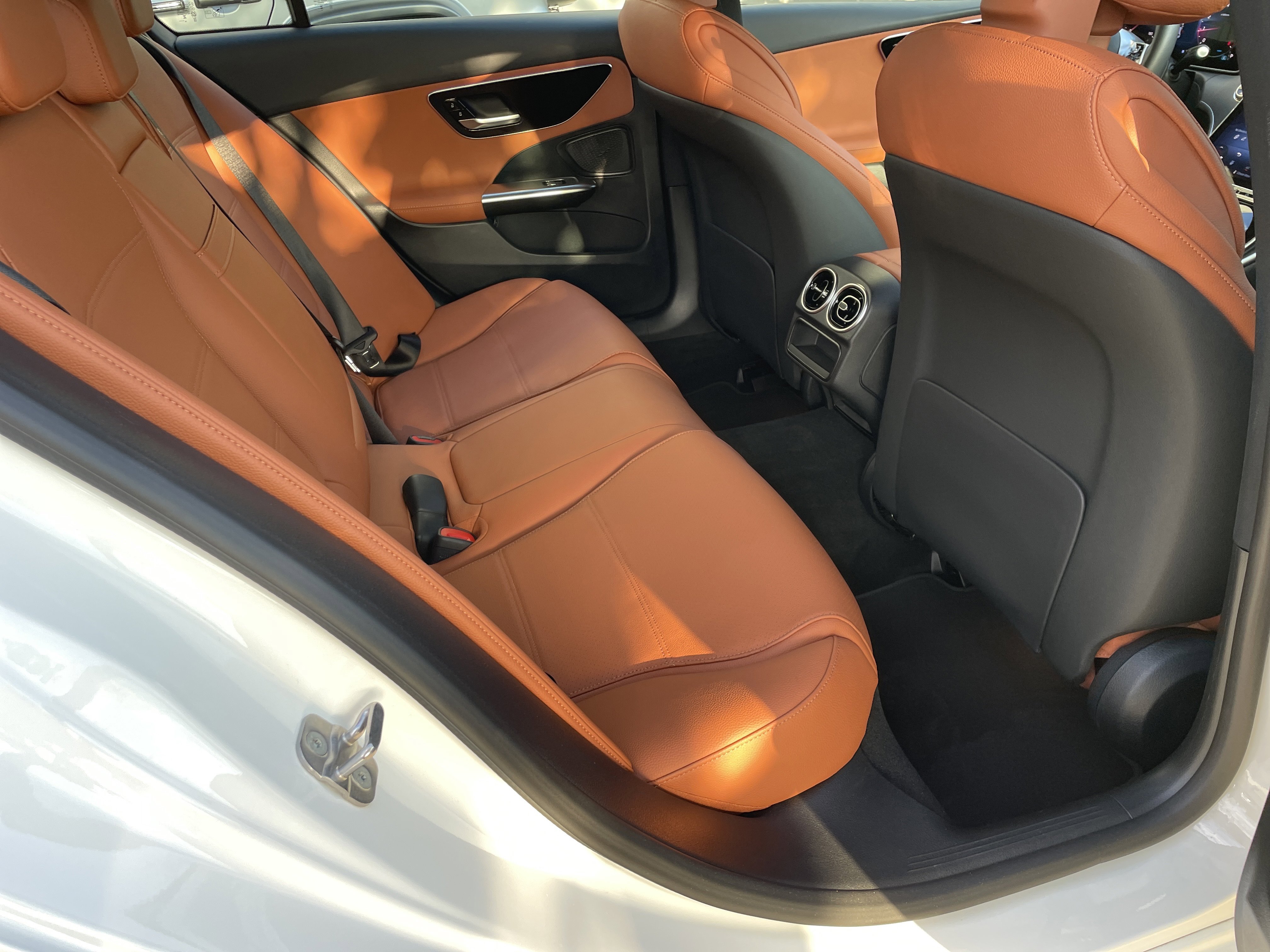 2025 Mercedes-Benz C 300 Sedan