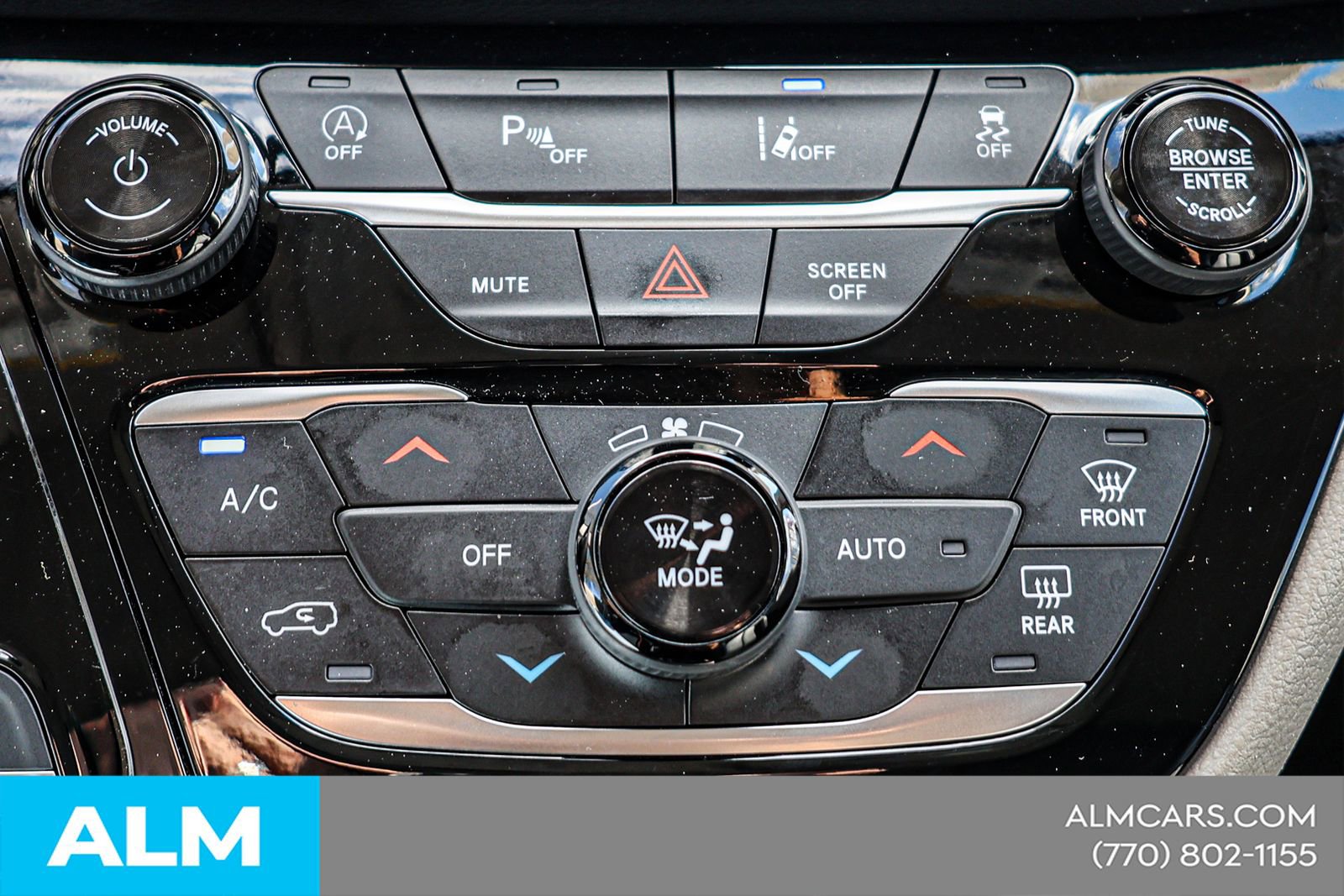 2024 Chrysler Pacifica Touring-L