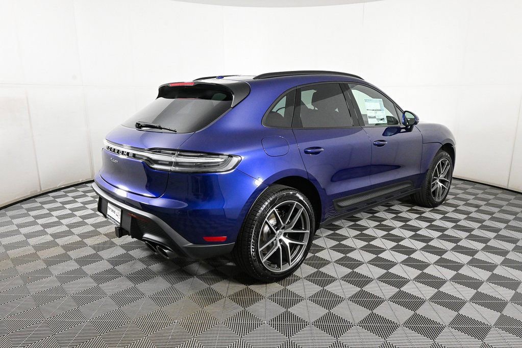 2025 Porsche Macan