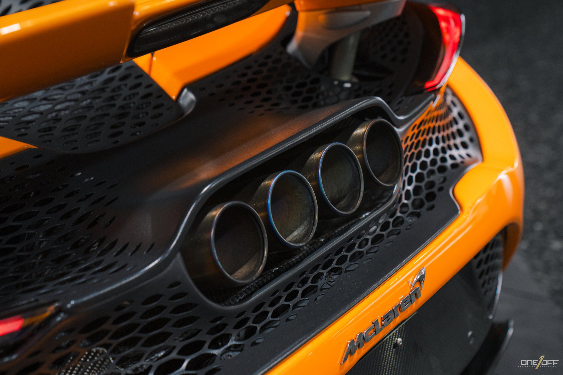 Used 2021 McLaren 765LT photo 24