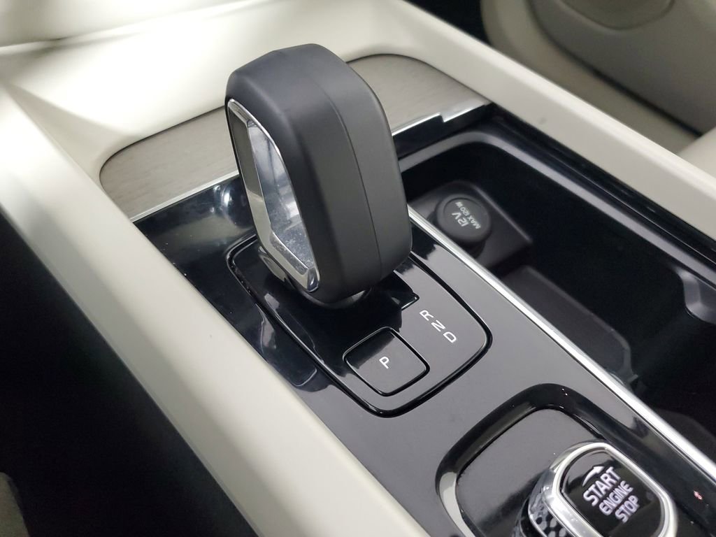 2023 Volvo Xc60 B5 Plus