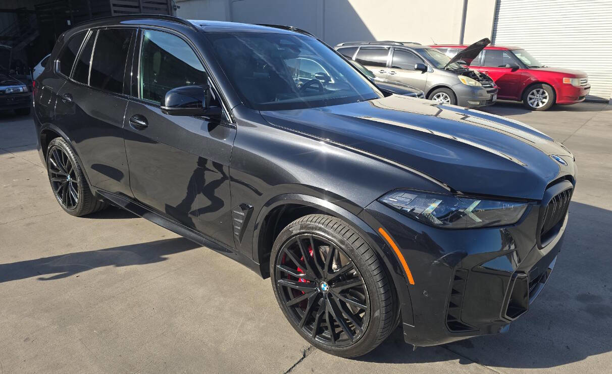 2024 BMW X5 M60i