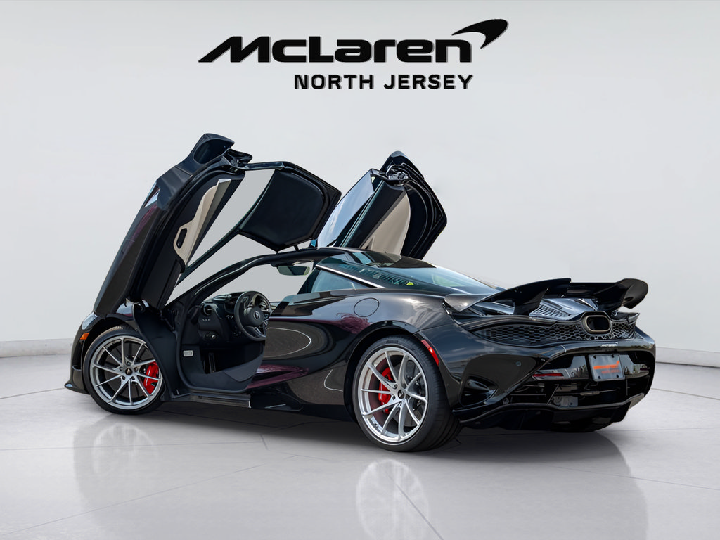 New 2026 McLaren 750S photo 14