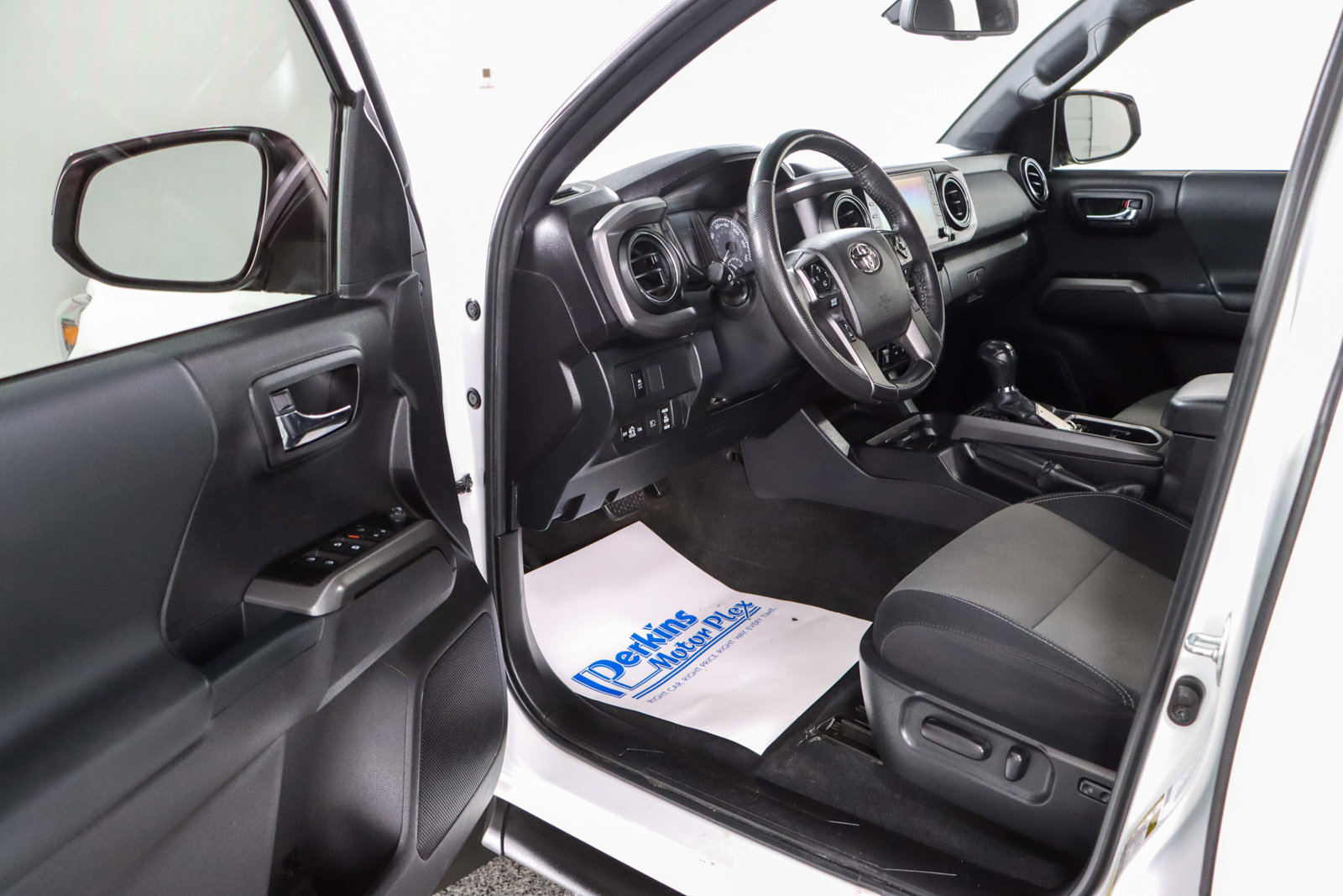 2023 Toyota Tacoma TRD Off-Road