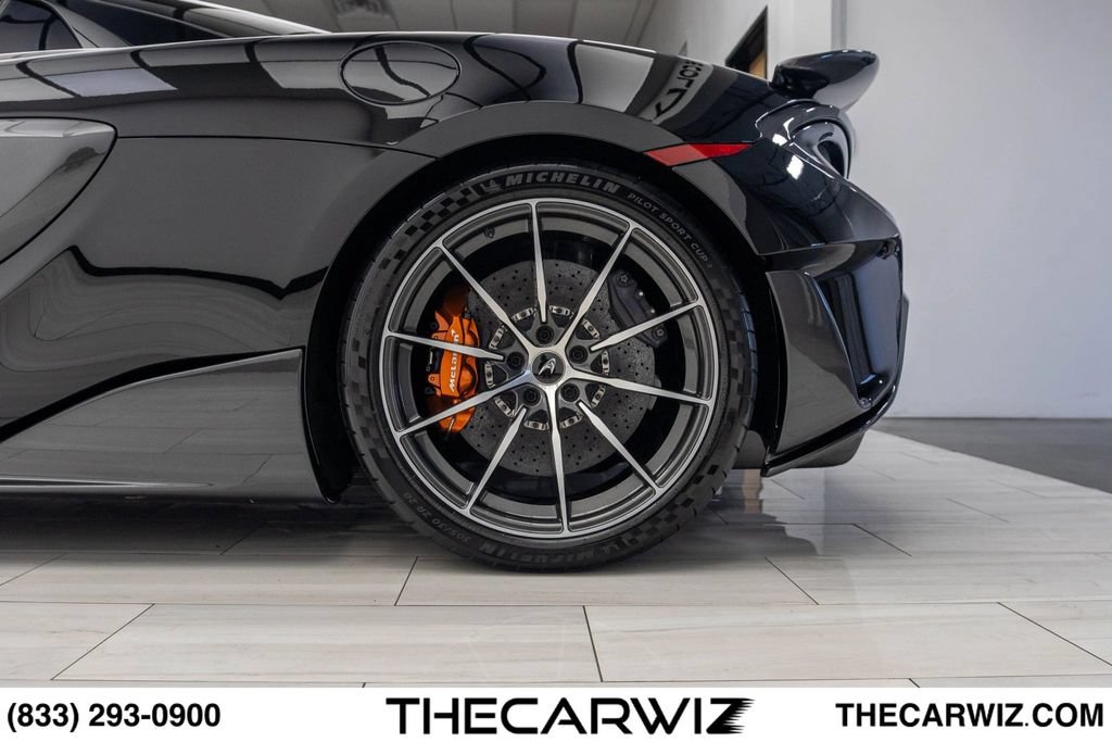 Used 2020 McLaren 600LT Spider photo 16