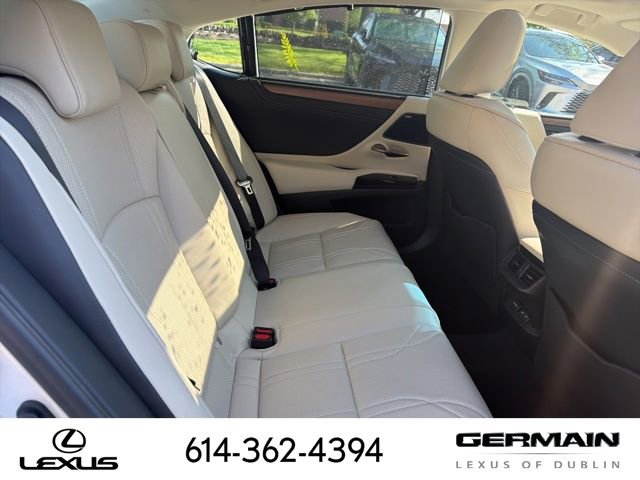 2024 Lexus ES 300h Ultra Luxury