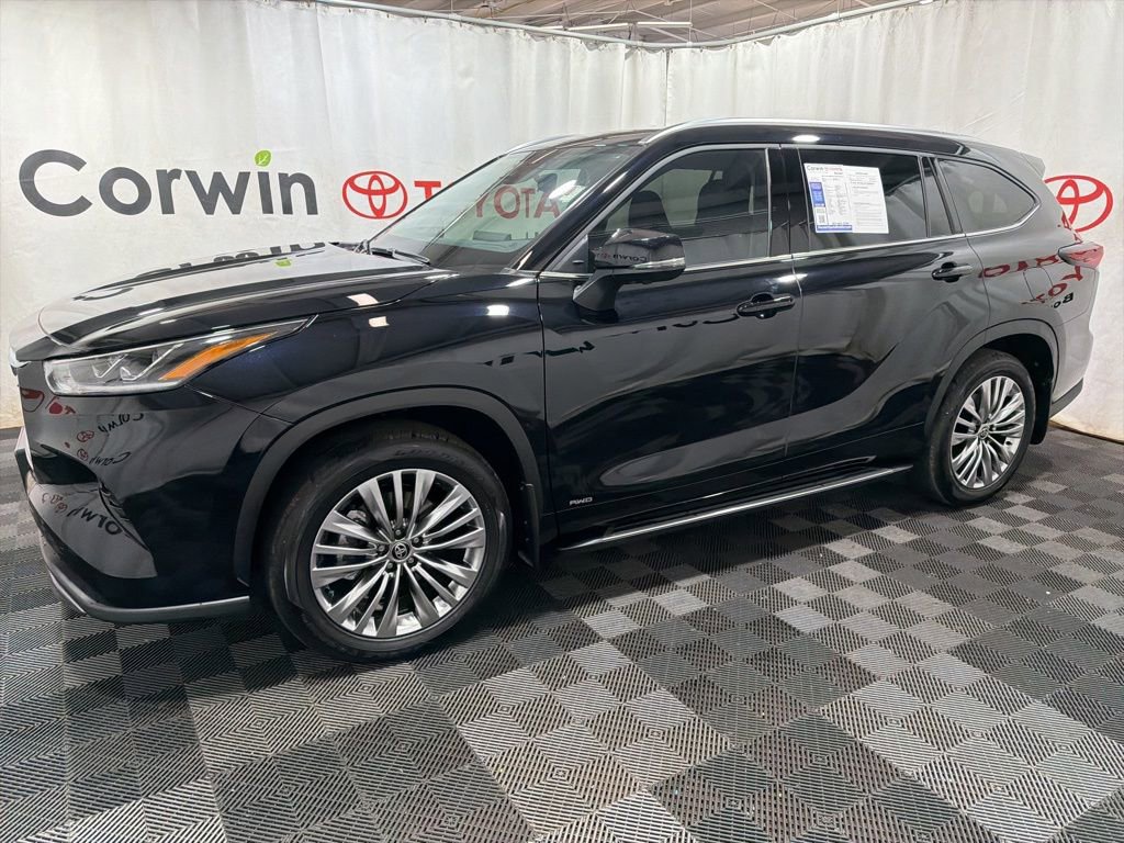 2026 Toyota Highlander Platinum
