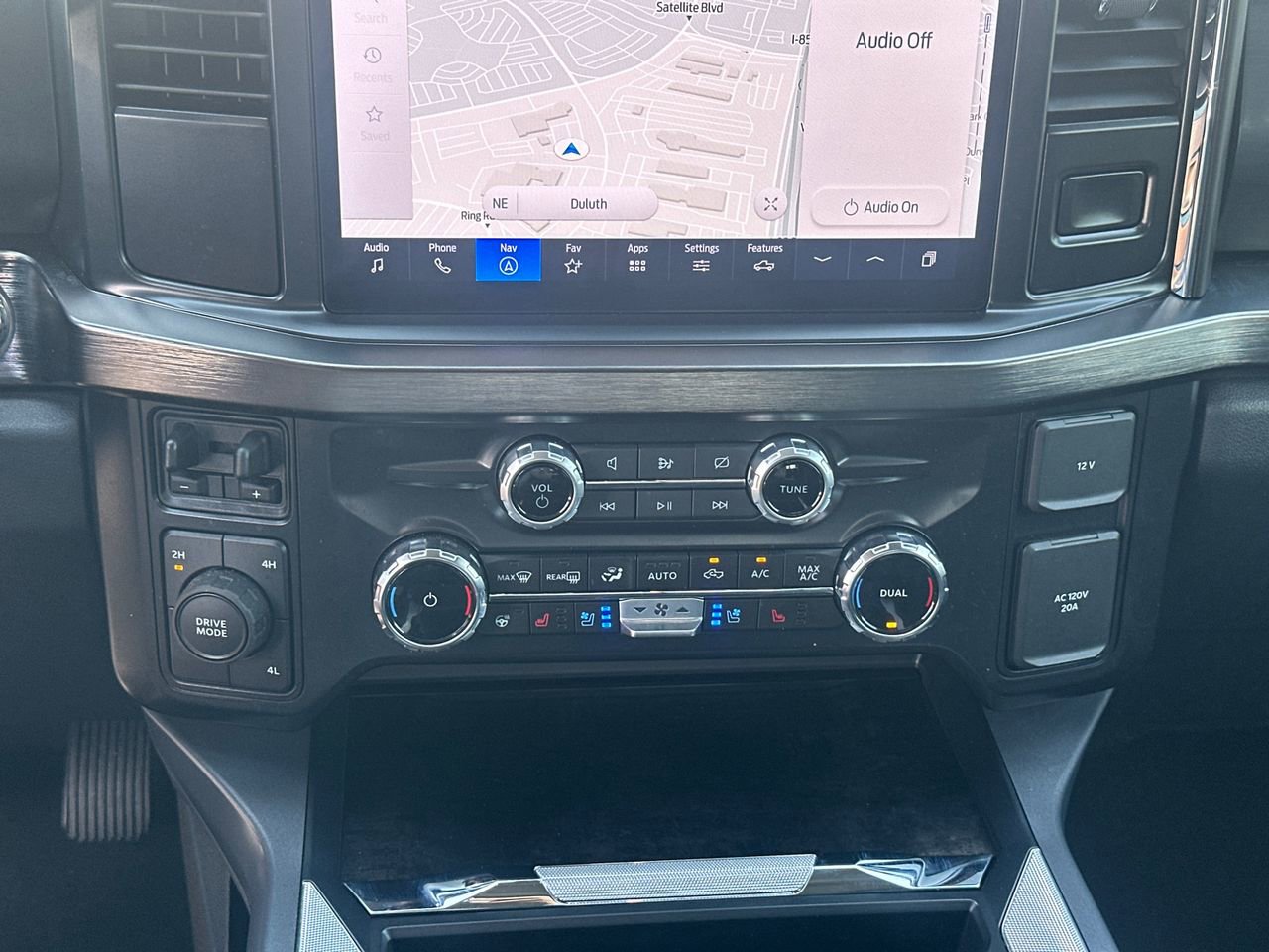 2024 Ford F350 Lariat