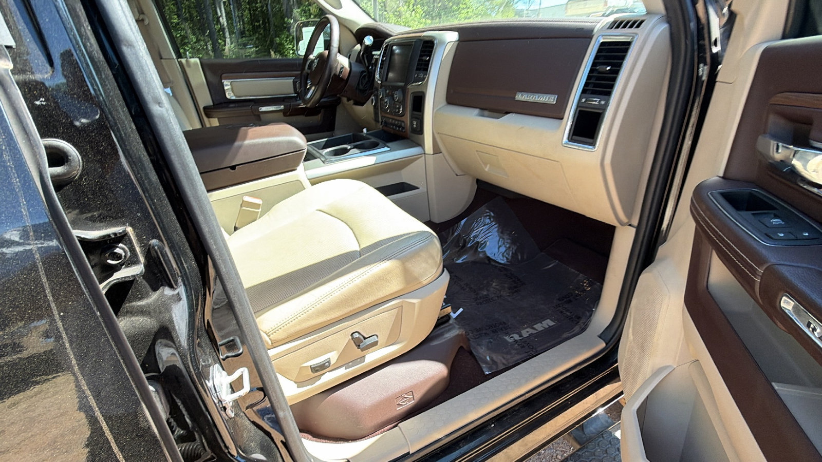 2013 RAM 2500 Laramie