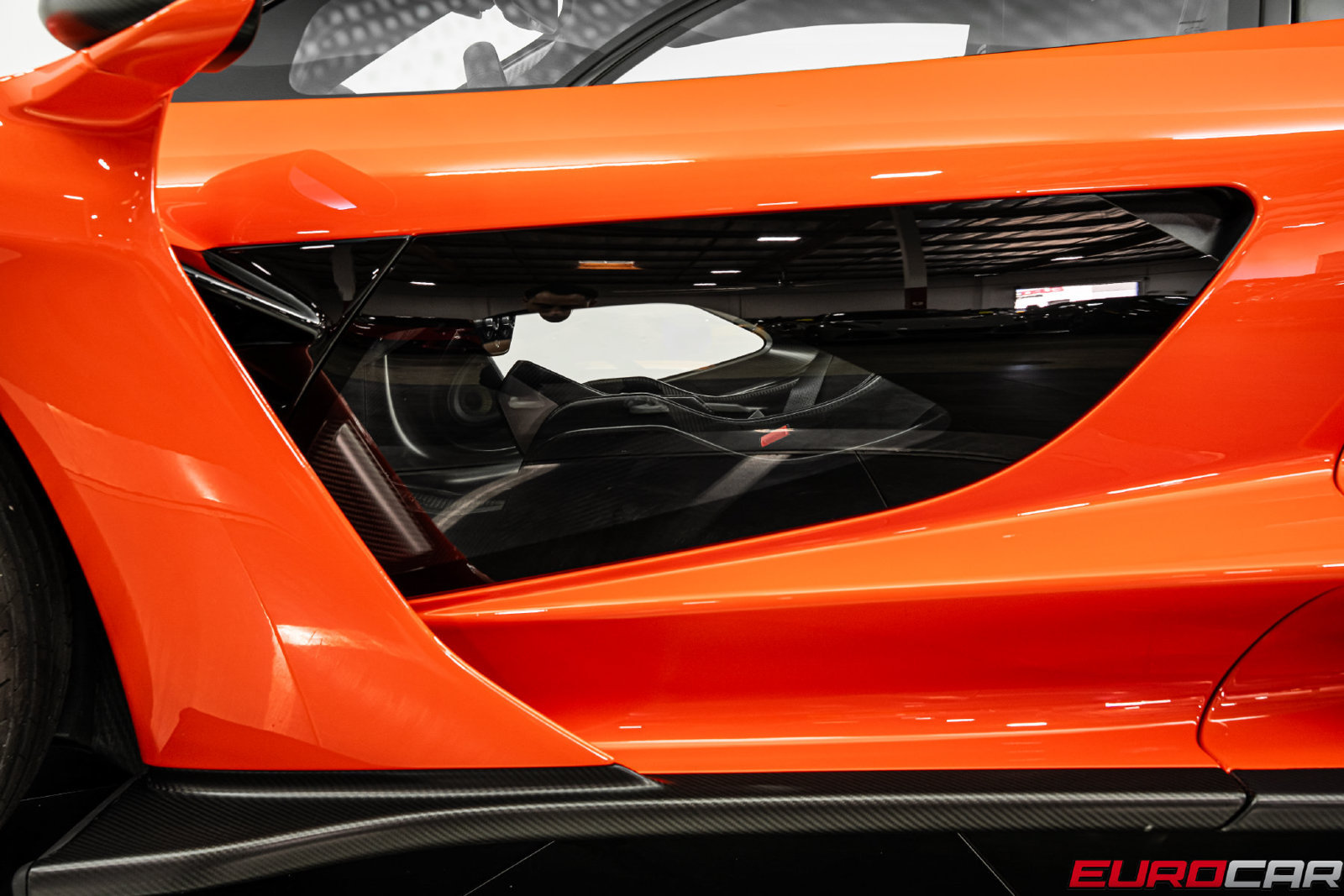 Used 2019 McLaren Senna photo 24
