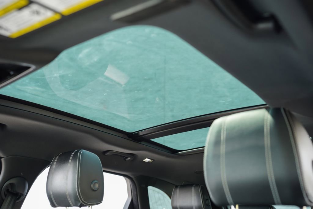 2022 Land Rover Range Rover Velar R-Dynamic S