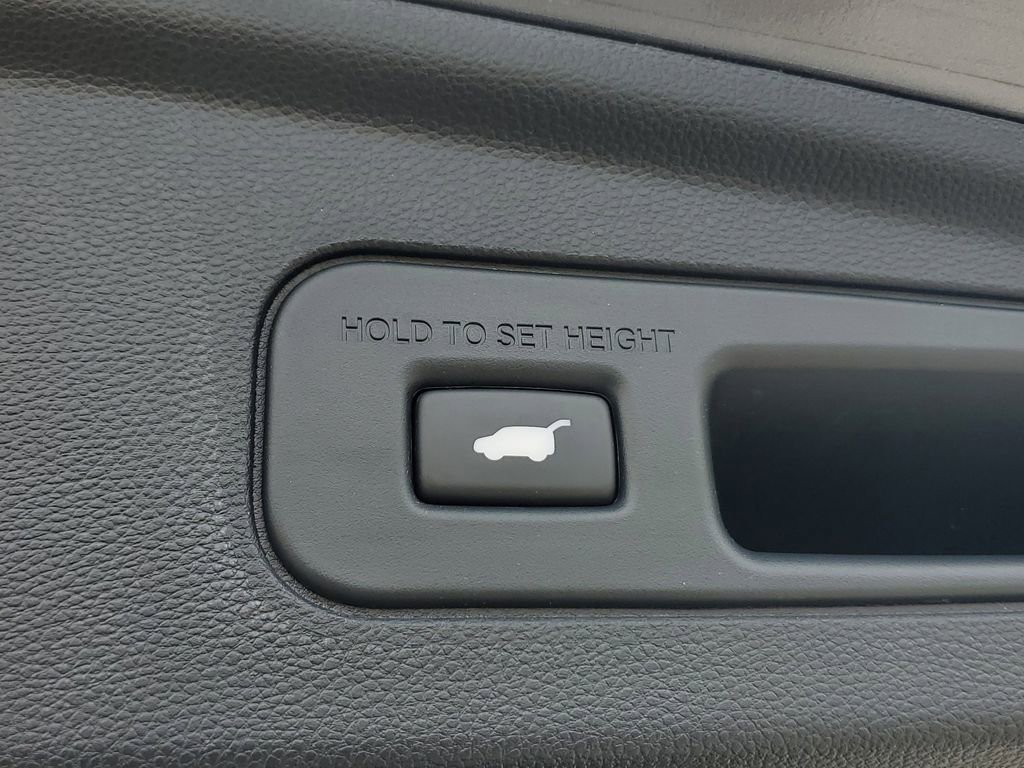 2023 Acura MDX SH-AWD w/ Technology Package