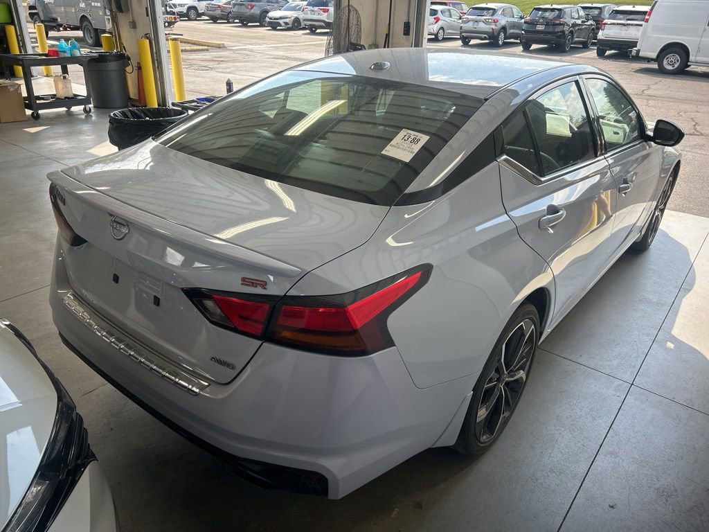 2023 Nissan Altima 2.5 SR